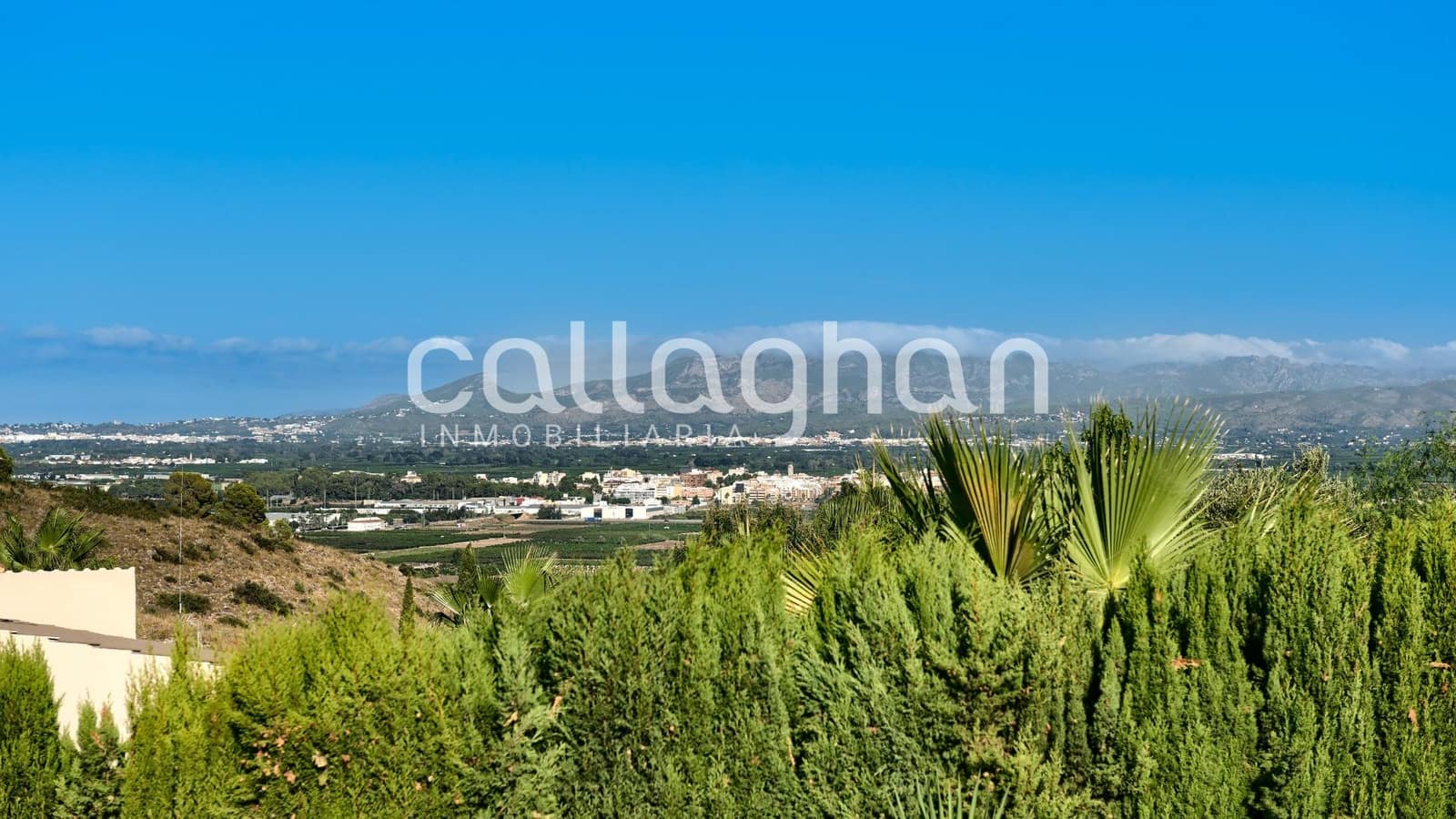 4 soveværelse Villa til salg i Alberic med swimmingpool garage - € 525.000 (Ref: 9252272)