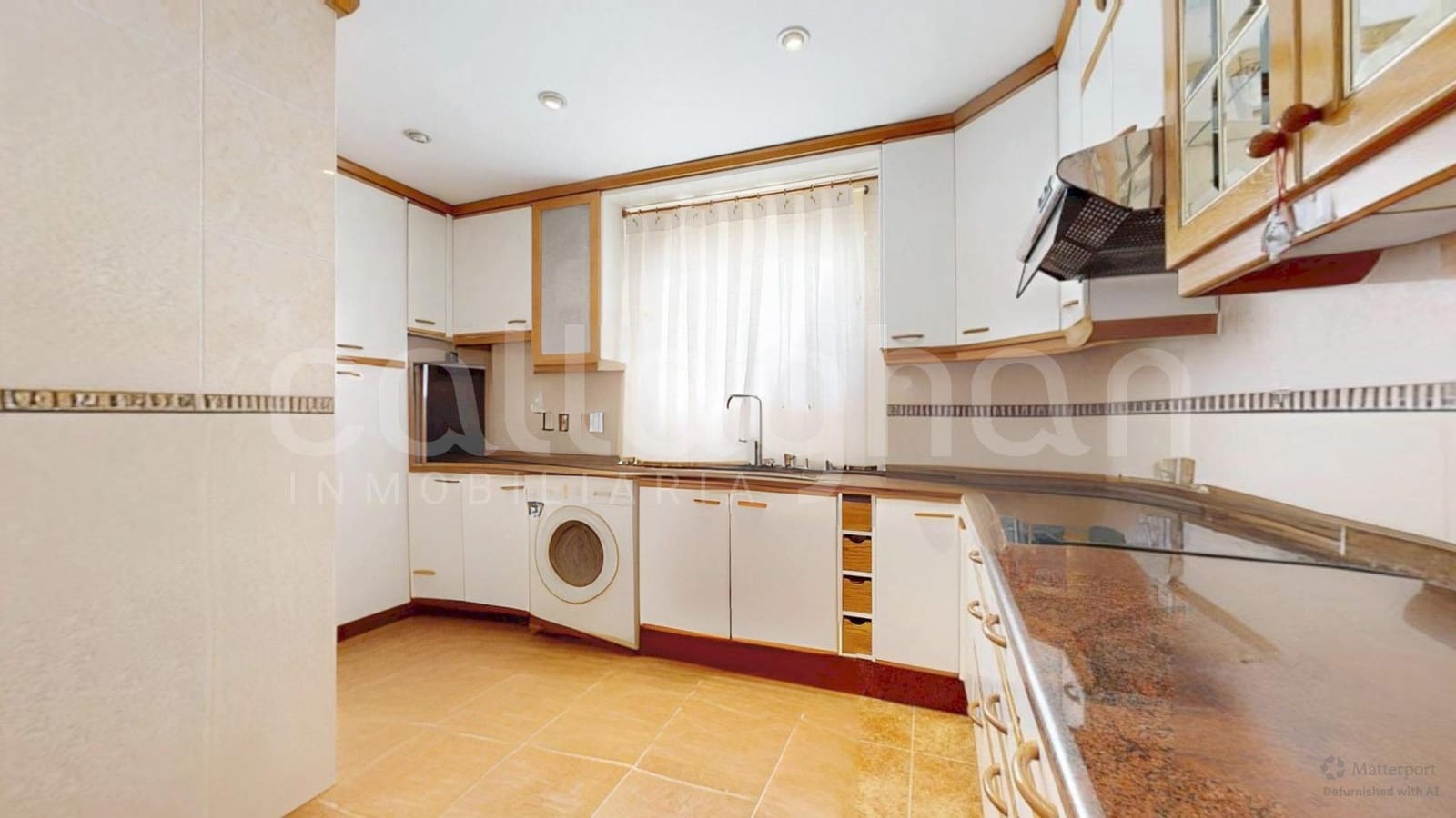 3 soveværelse Lejlighed til salg i Valencia by - € 290.000 (Ref: 9257535)