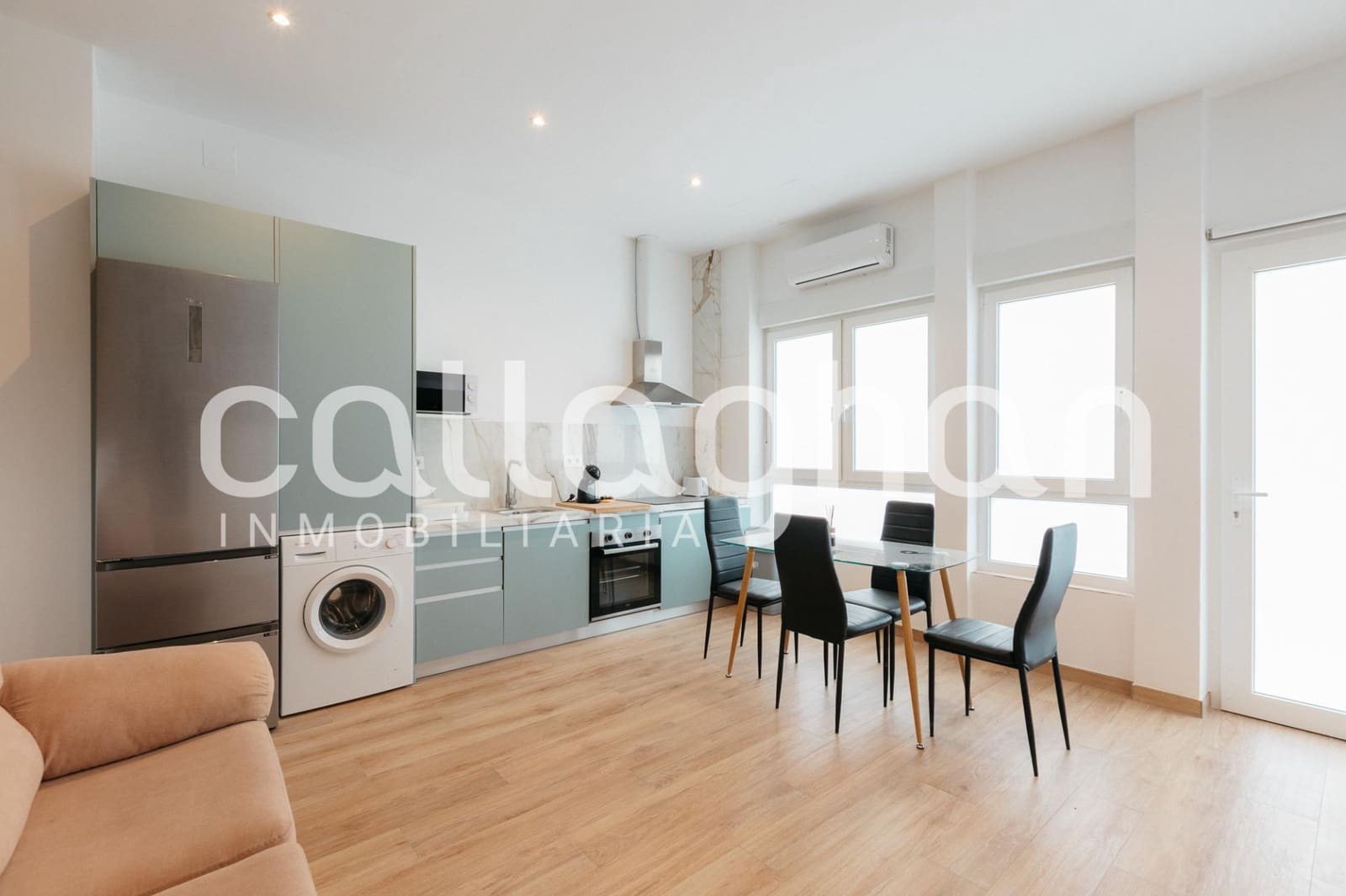 1 sypialnia Studio do wynajęcia w Miasto Walencja - 990 € (Ref: 9257540)