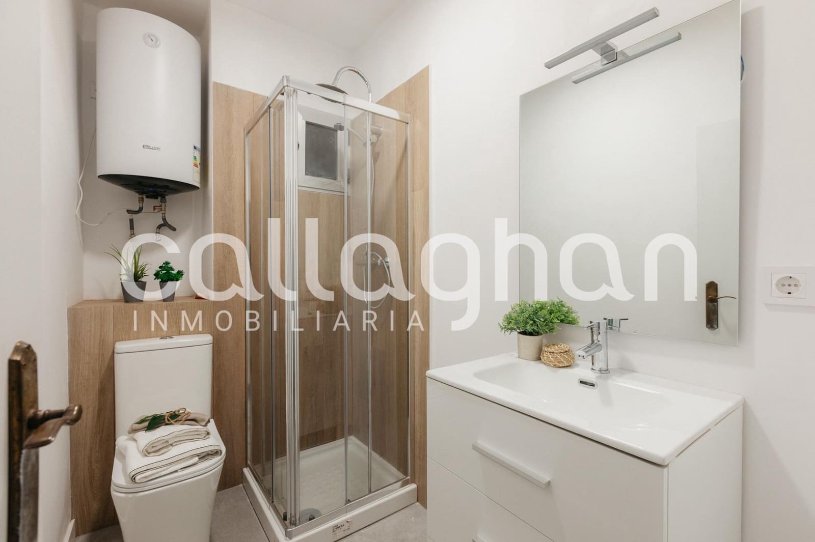 3 sypialnia Mieszkanie do wynajęcia w Miasto Walencja - 1 350 € (Ref: 9272455)
