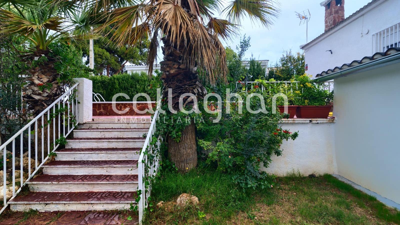 3 soveværelse Villa til salg i Pedralba med swimmingpool garage - € 270.000 (Ref: 9282383)