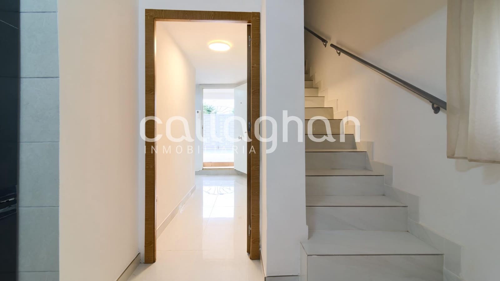 3 soveværelse Villa til salg i Pedralba med swimmingpool garage - € 270.000 (Ref: 9282383)