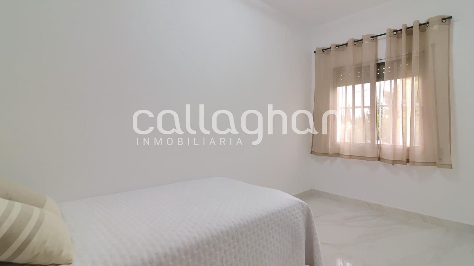 3 soveværelse Villa til salg i Pedralba med swimmingpool garage - € 270.000 (Ref: 9282383)