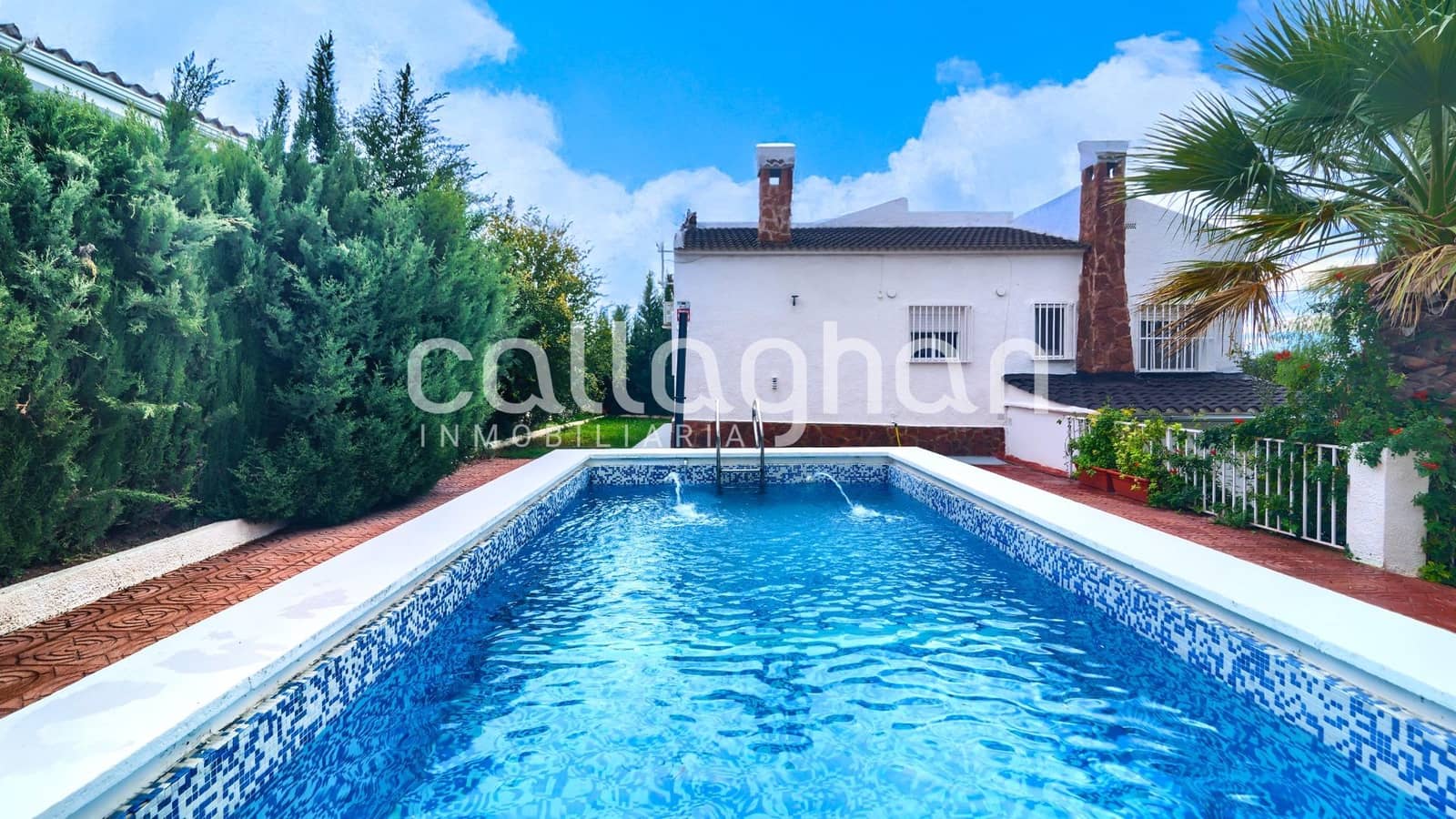 3 soveværelse Villa til salg i Pedralba med swimmingpool garage - € 270.000 (Ref: 9282383)