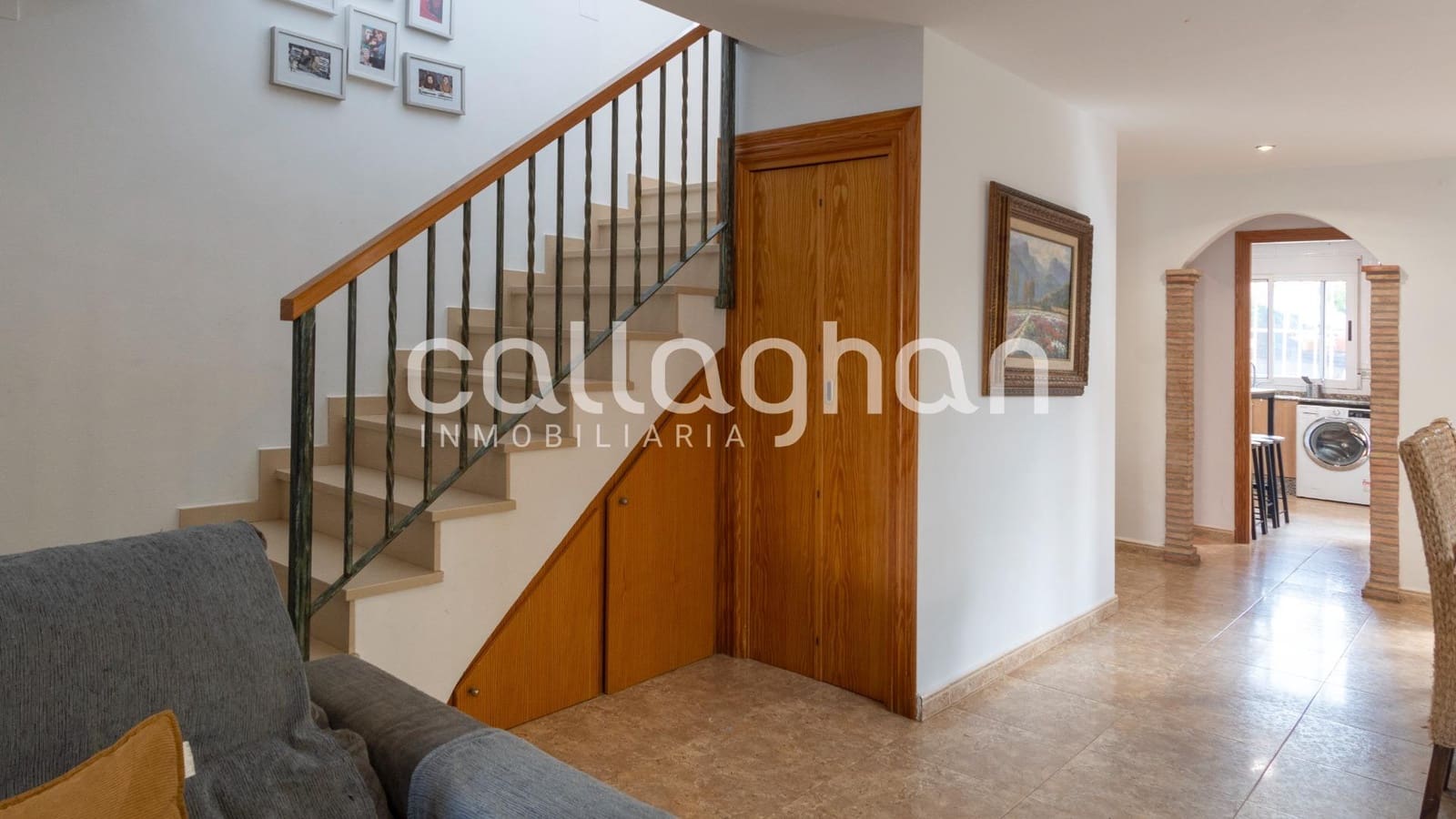 3 soveværelse Villa til salg i La Pobla de Vallbona med swimmingpool garage - € 425.000 (Ref: 9285379)