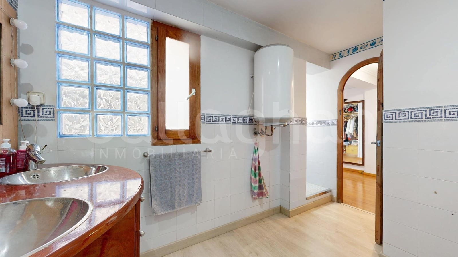 2 sovrum Lägenhet till salu i Rocafort - 170 000 € (Ref: 9308690)