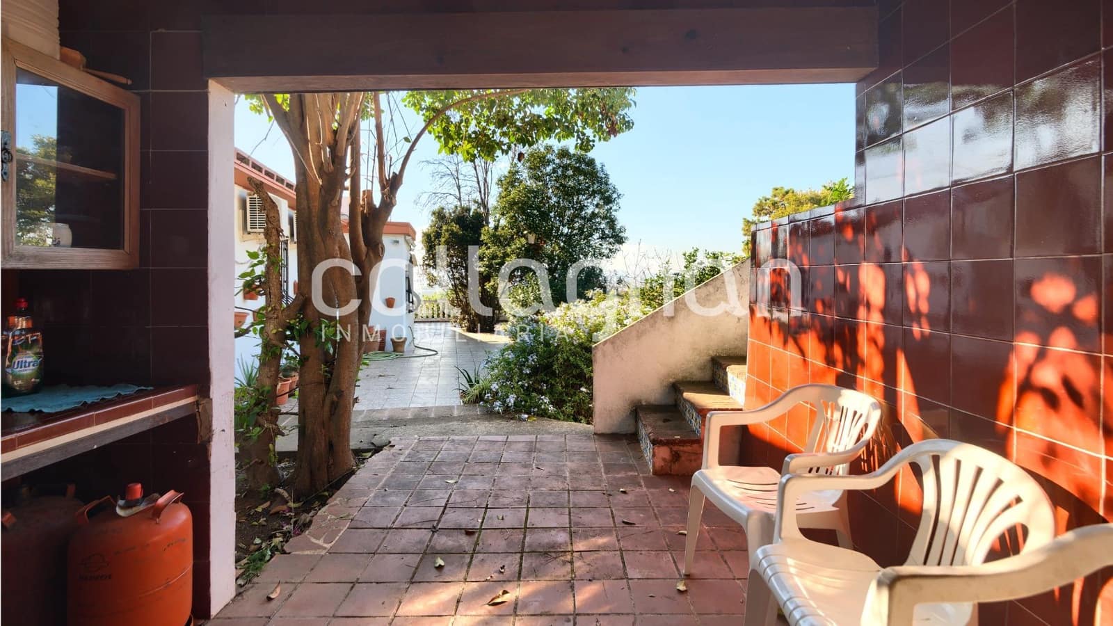 4 makuuhuone Huvila myytävänä paikassa Alzira mukana uima-altaan 
autotalli - 450 000 € (Ref: 9308691)