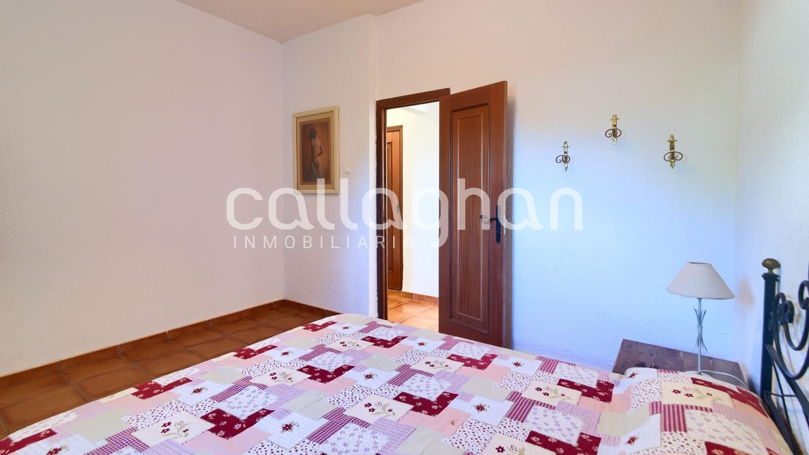 4 makuuhuone Huvila myytävänä paikassa Alzira mukana uima-altaan 
autotalli - 450 000 € (Ref: 9308691)