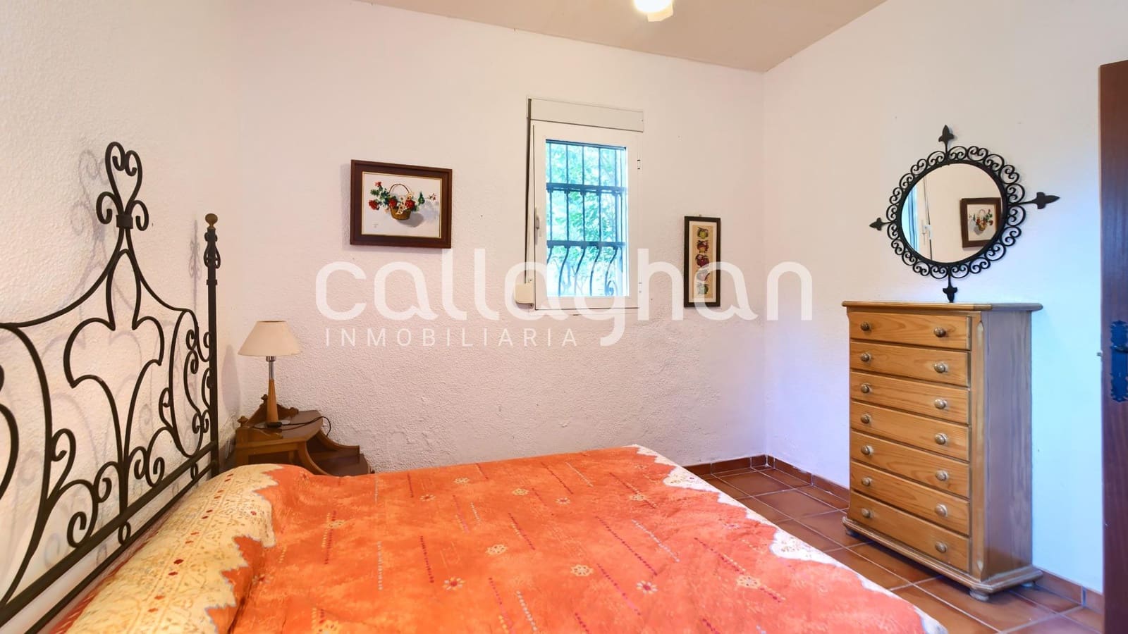 4 makuuhuone Huvila myytävänä paikassa Alzira mukana uima-altaan 
autotalli - 450 000 € (Ref: 9308691)