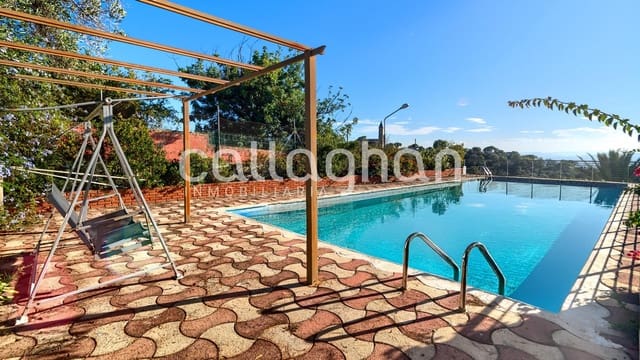 4 sovrum Villa till salu i Alzira med pool garage - 450 000 € (Ref: 9308691)