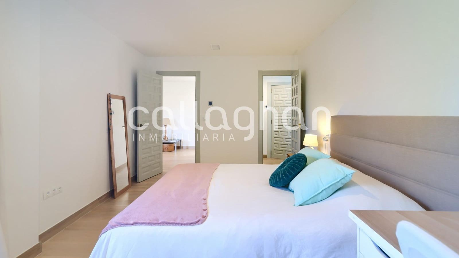 4 soverom Villa til salgs i Godella med svømmebasseng garasje - € 1 060 000 (Ref: 9322608)