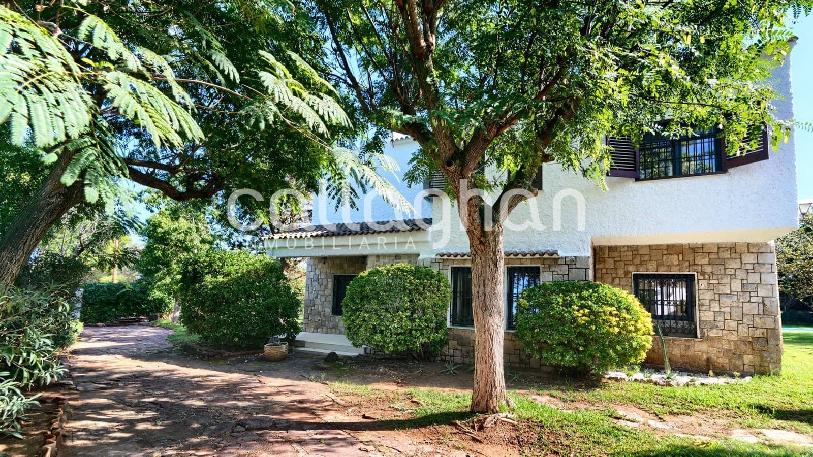 4 soverom Villa til salgs i Godella med svømmebasseng garasje - € 1 060 000 (Ref: 9322608)