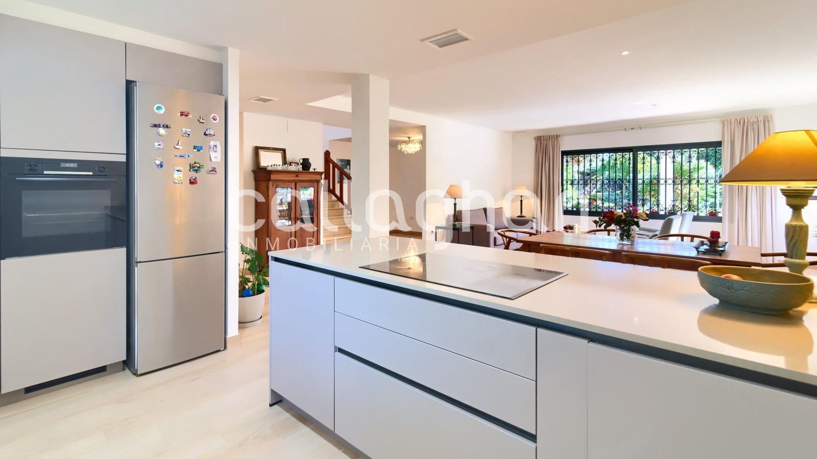 4 bedroom Villa for sale in Godella with pool garage - € 940,000 (Ref: 9322608)