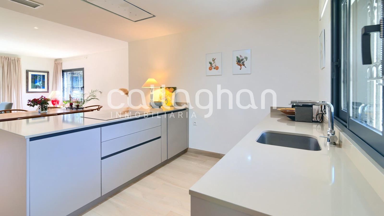 4 bedroom Villa for sale in Godella with pool garage - € 940,000 (Ref: 9322608)