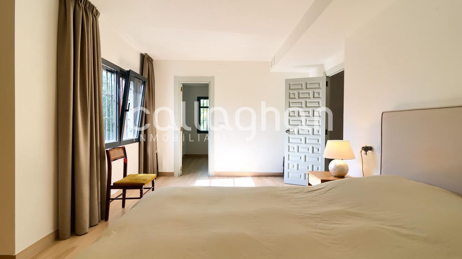 4 bedroom Villa for sale in Godella with pool garage - € 940,000 (Ref: 9322608)