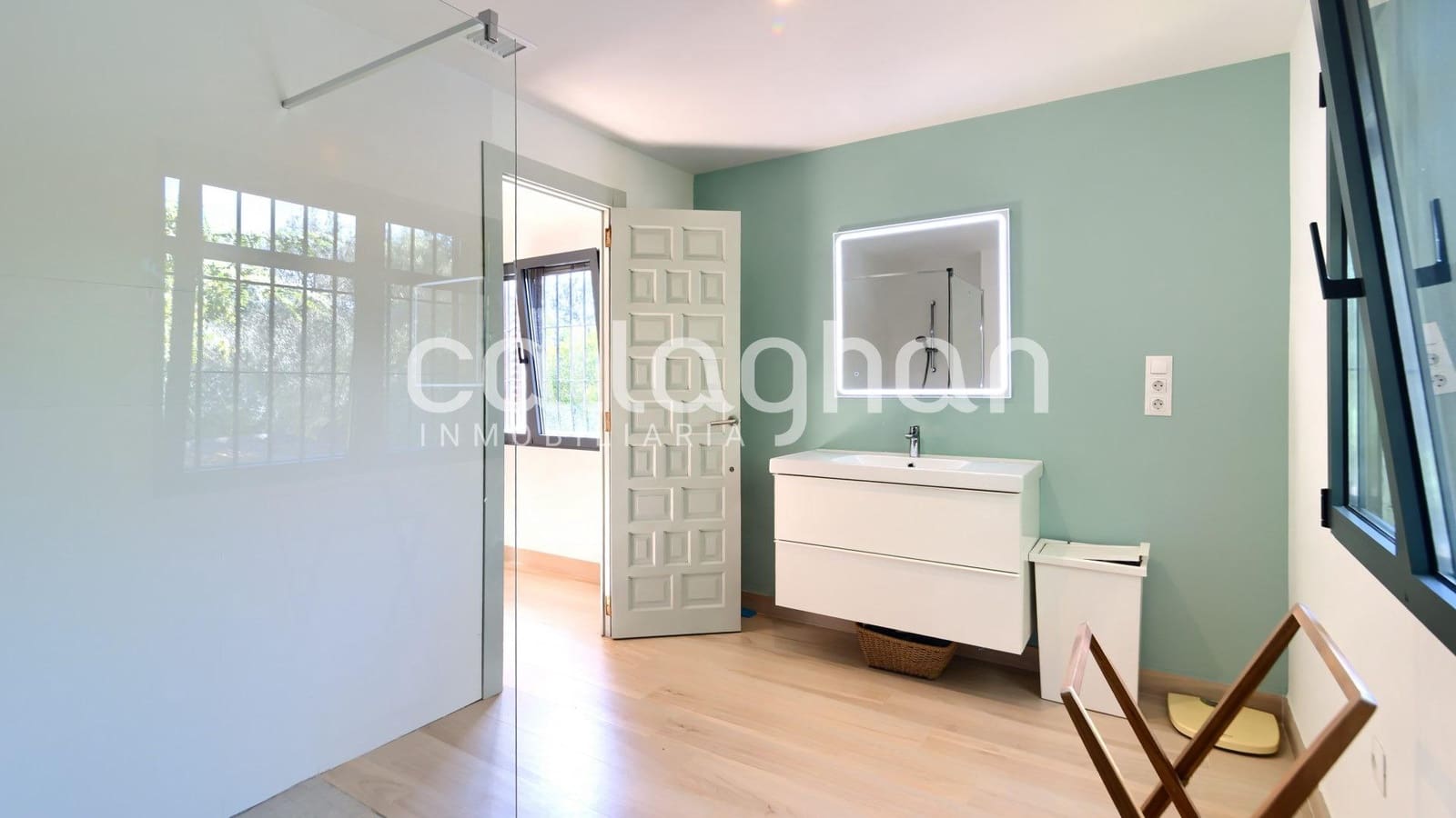 4 bedroom Villa for sale in Godella with pool garage - € 940,000 (Ref: 9322608)