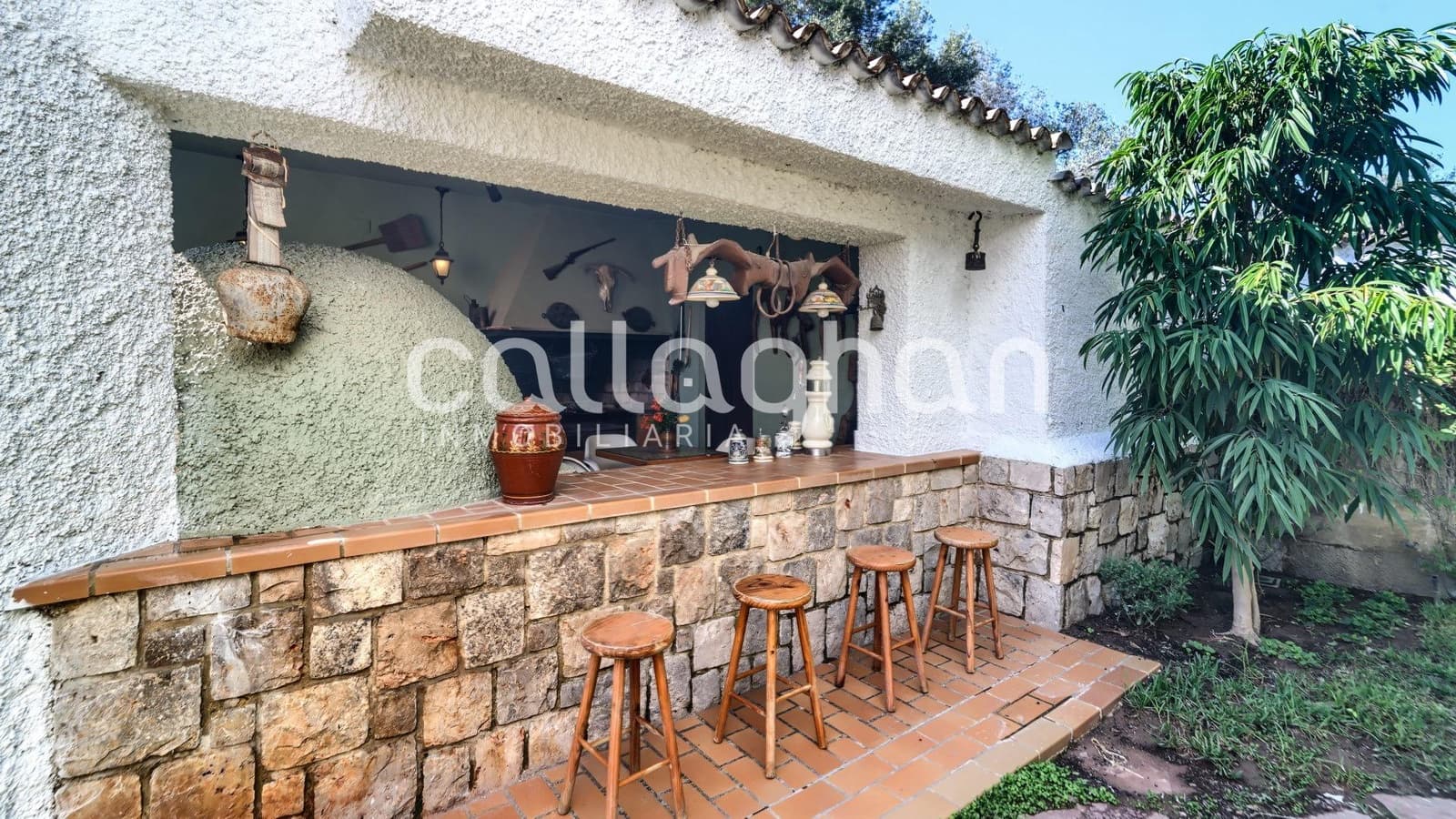 4 bedroom Villa for sale in Godella with pool garage - € 940,000 (Ref: 9322608)