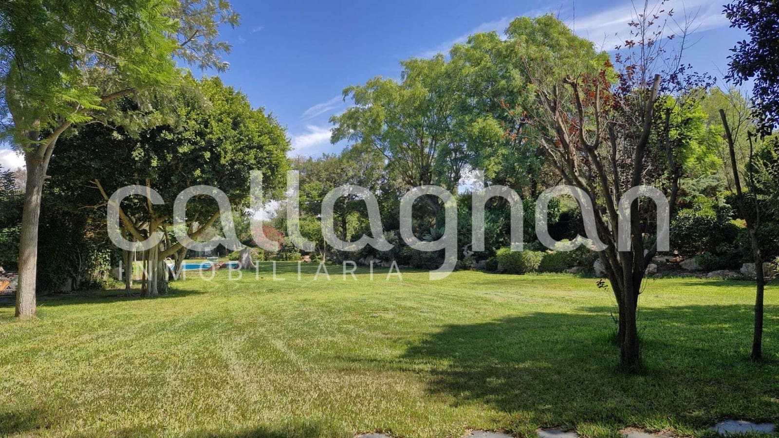 4 bedroom Villa for sale in Godella with pool garage - € 940,000 (Ref: 9322608)
