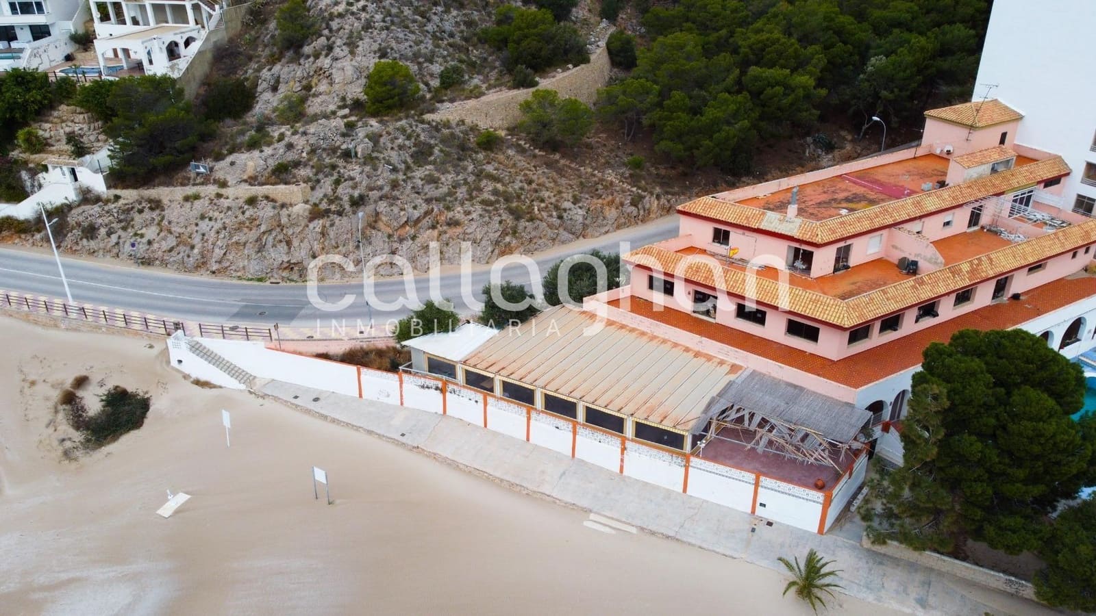 Hotel na sprzedaż w Cullera - 2 500 000 € (Ref: 9335232)