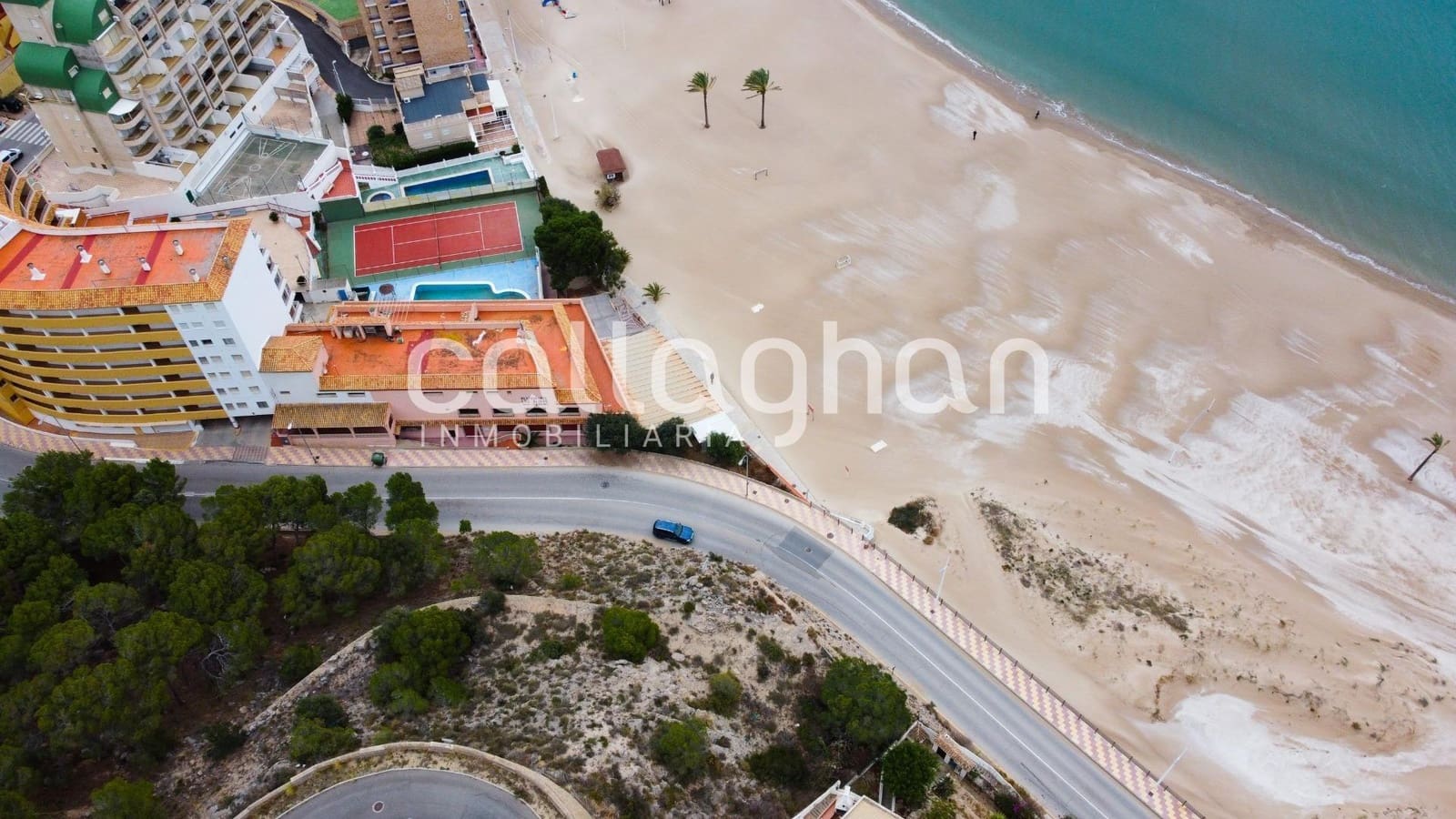 Hotel na sprzedaż w Cullera - 2 500 000 € (Ref: 9335232)