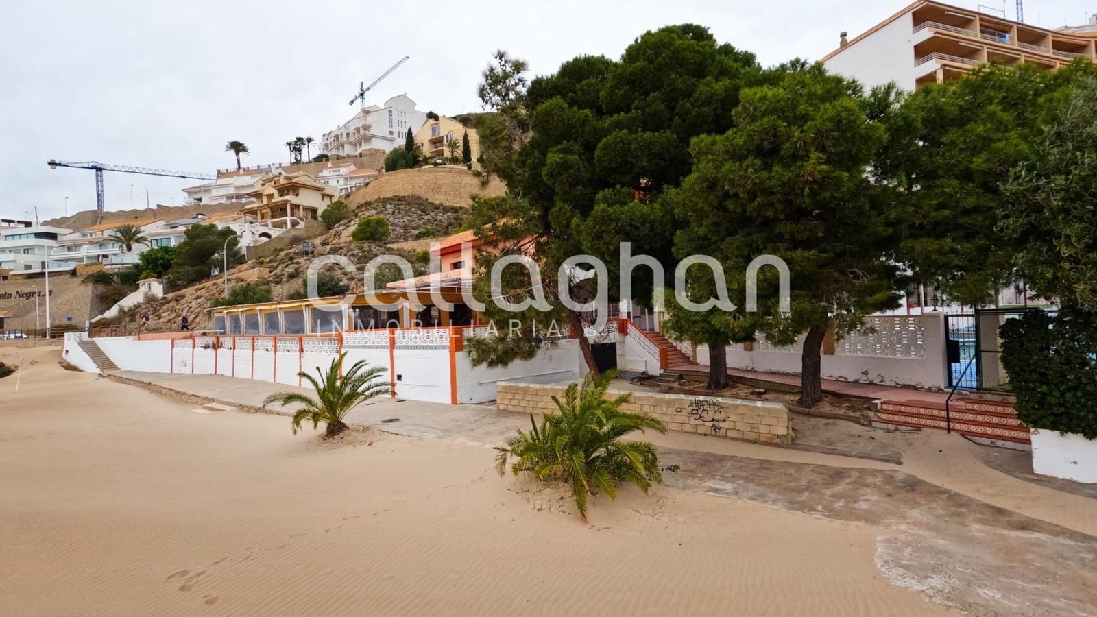 Hotel na sprzedaż w Cullera - 2 500 000 € (Ref: 9335232)
