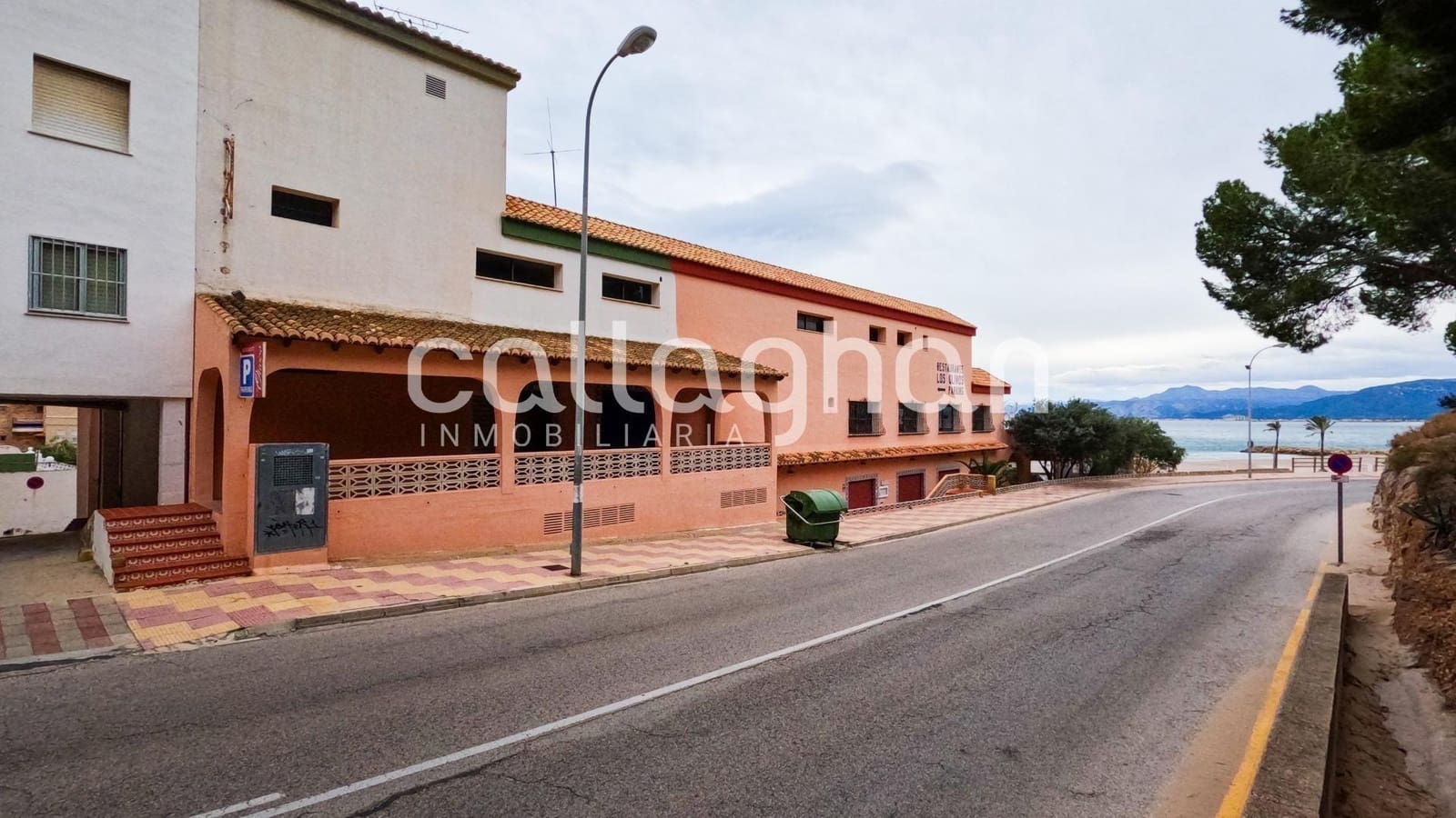 Hotel na sprzedaż w Cullera - 2 500 000 € (Ref: 9335232)