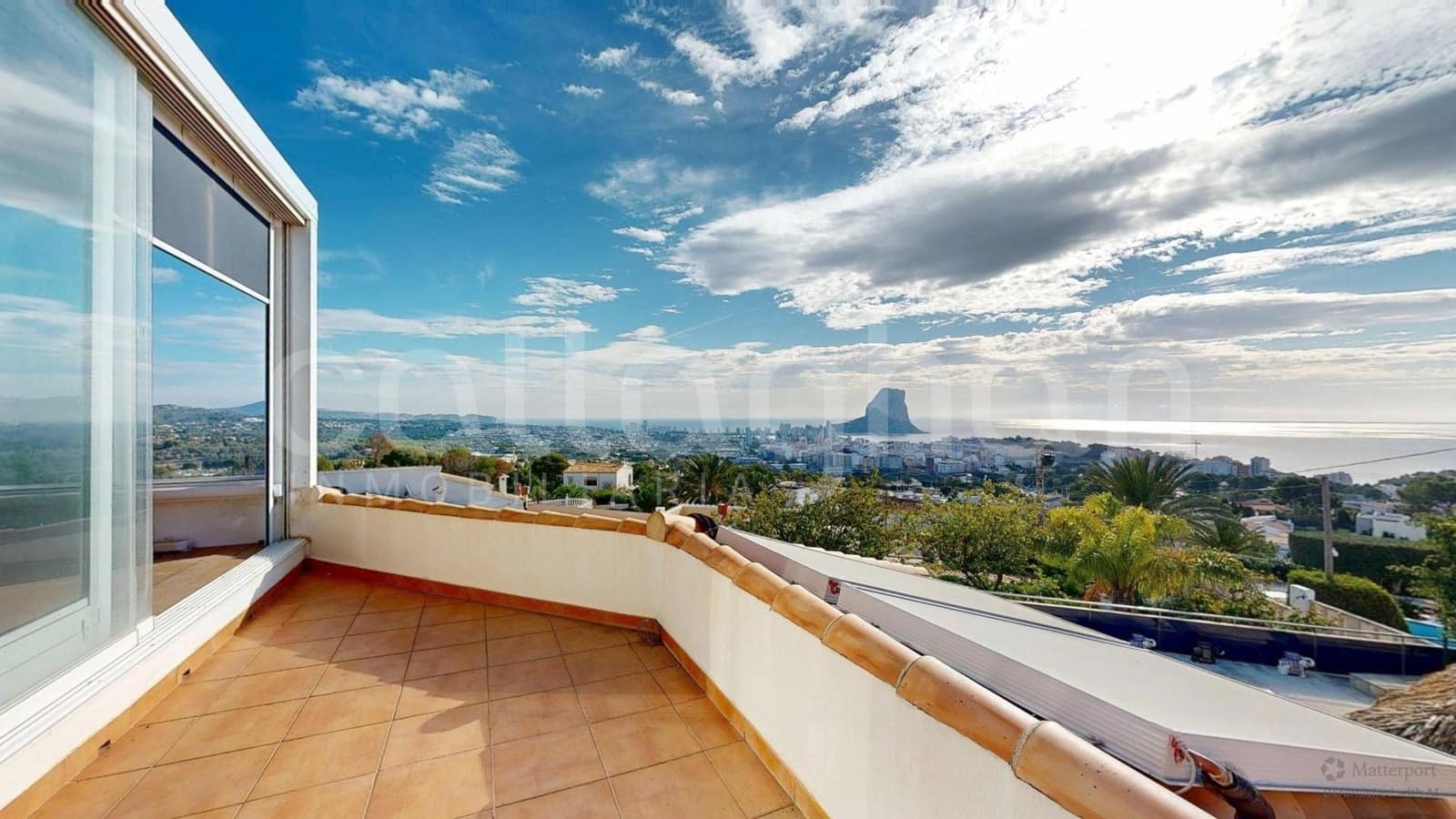 4 sovrum Villa till salu i Calpe / Calp med garage - 1 100 000 € (Ref: 9341387)