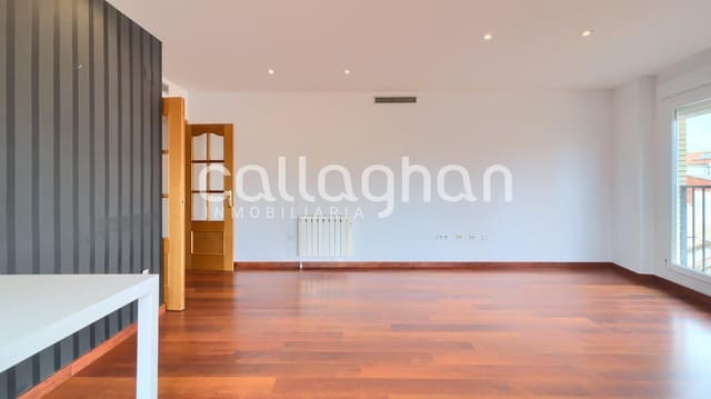 4 makuuhuone Asunto myytävänä paikassa Chilches mukana 
autotalli - 184 000 € (Ref: 9341388)