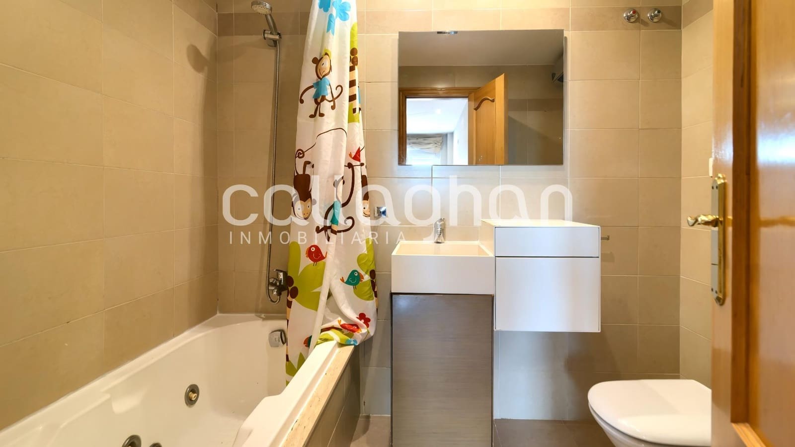 4 makuuhuone Asunto myytävänä paikassa Chilches mukana 
autotalli - 184 000 € (Ref: 9341388)