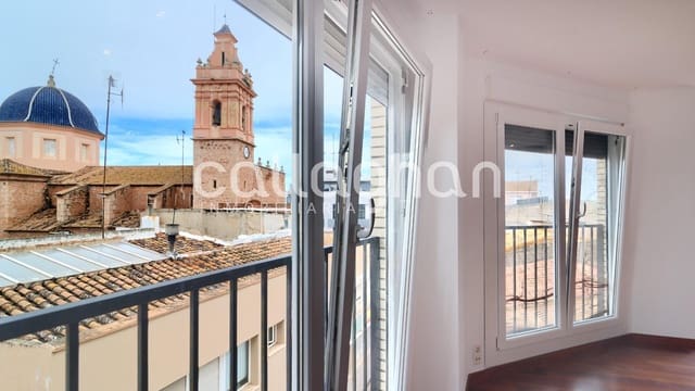 4 makuuhuone Asunto myytävänä paikassa Chilches mukana 
autotalli - 184 000 € (Ref: 9341388)