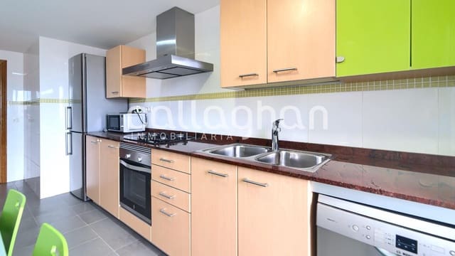 4 makuuhuone Asunto myytävänä paikassa Chilches mukana 
autotalli - 184 000 € (Ref: 9341388)