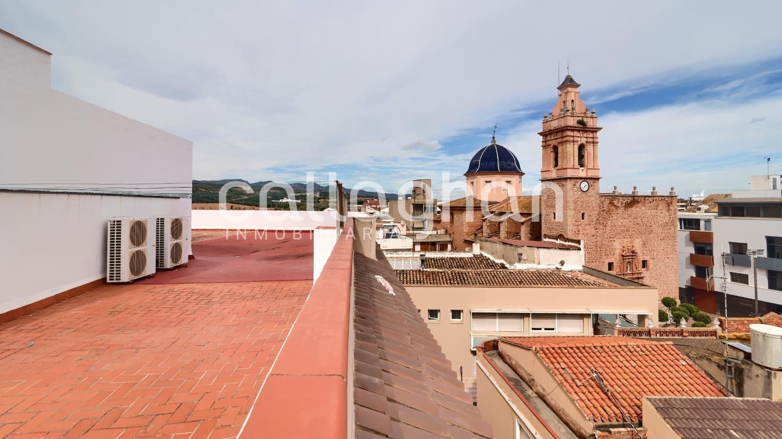 4 makuuhuone Asunto myytävänä paikassa Chilches mukana 
autotalli - 184 000 € (Ref: 9341388)