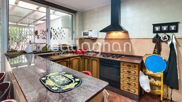 Adosado de 3 habitaciones en Alberic en venta - 180.000 € (Ref: 9344970)