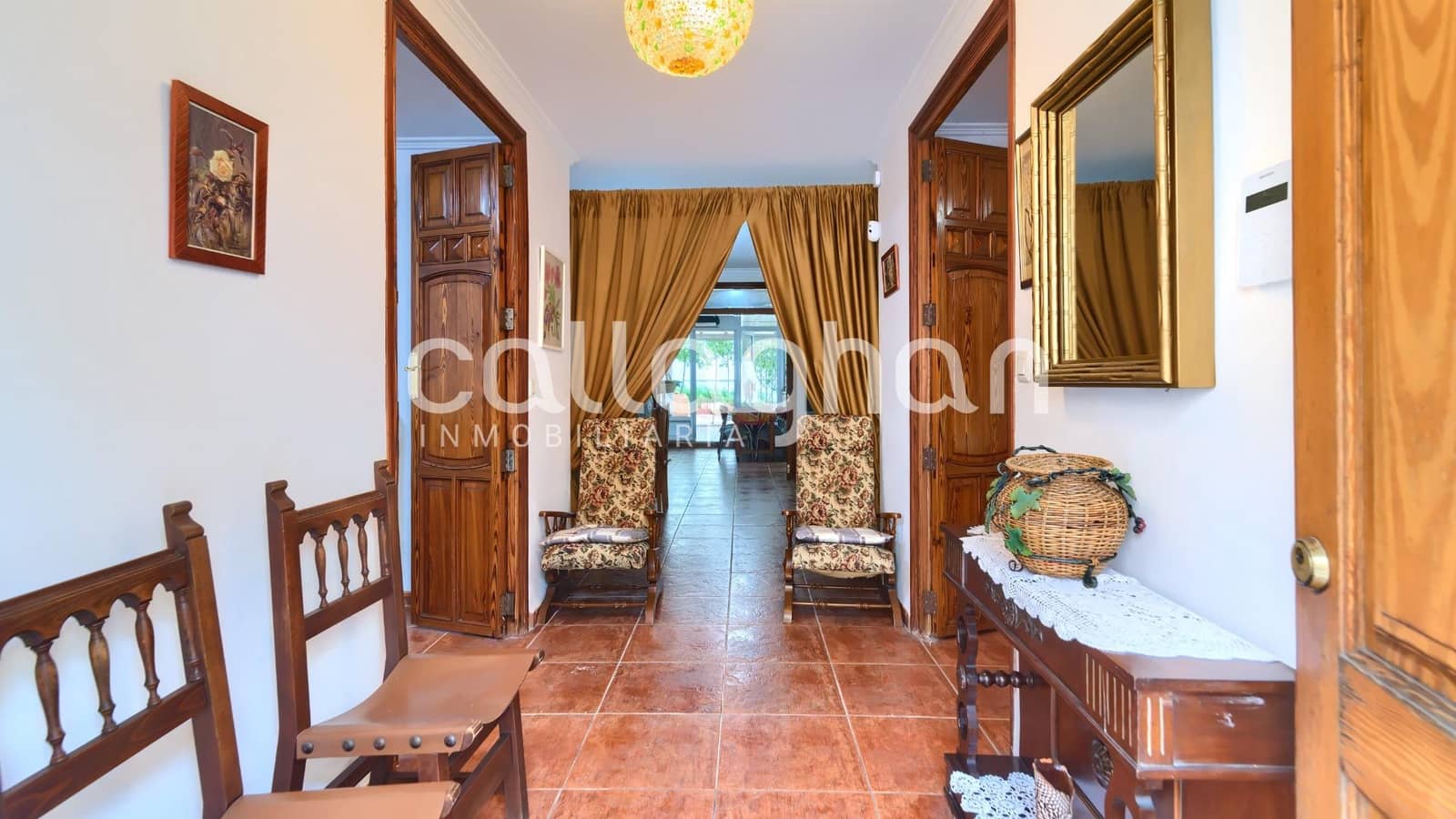 3 bedroom Terraced Villa for sale in Alberic - € 180,000 (Ref: 9344970)