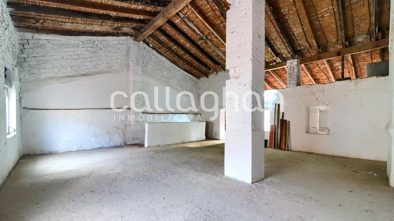 3 bedroom Terraced Villa for sale in Alberic - € 180,000 (Ref: 9344970)