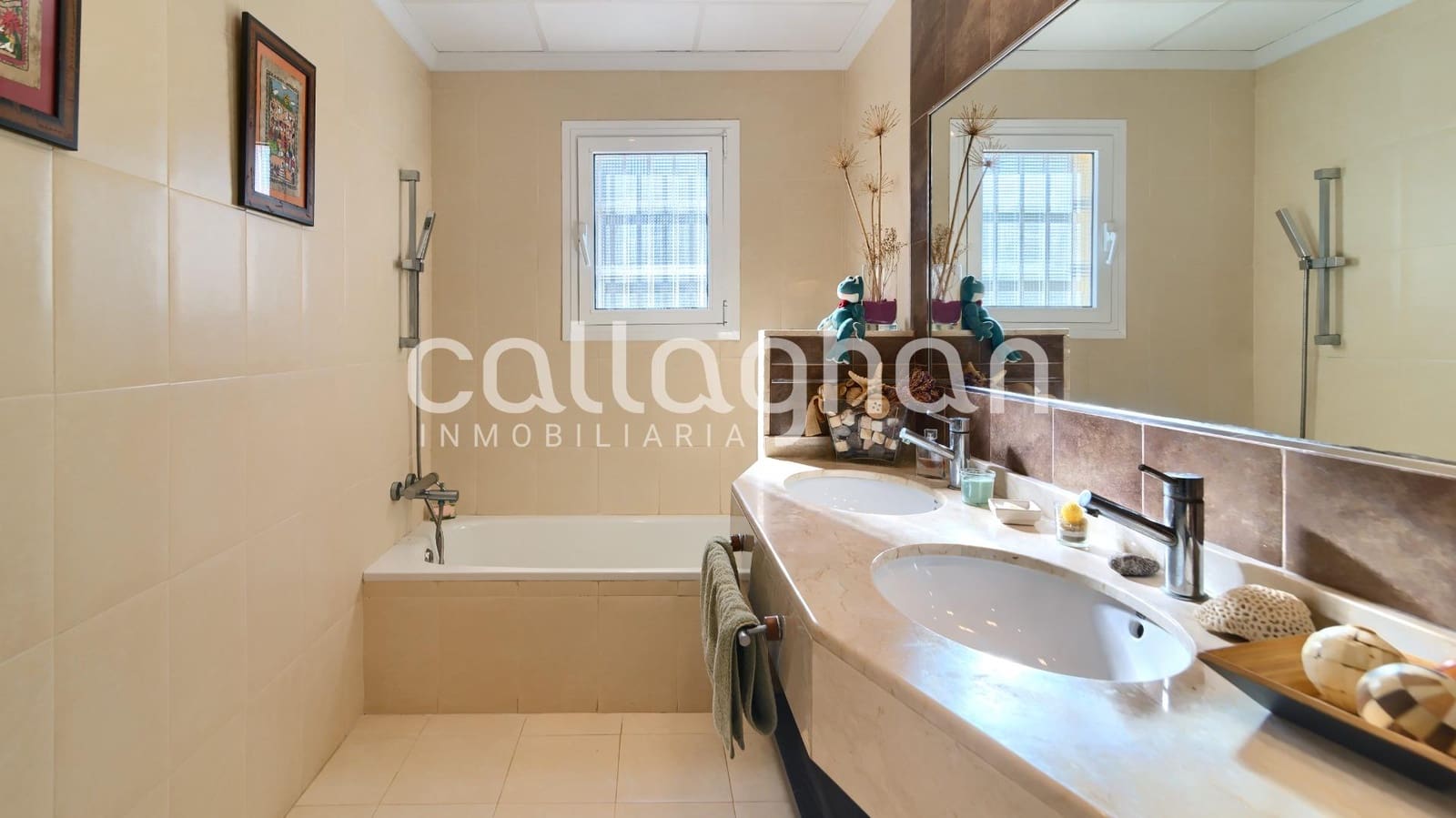 6 soveværelse Villa til salg i Picassent med swimmingpool garage - € 685.000 (Ref: 9383102)