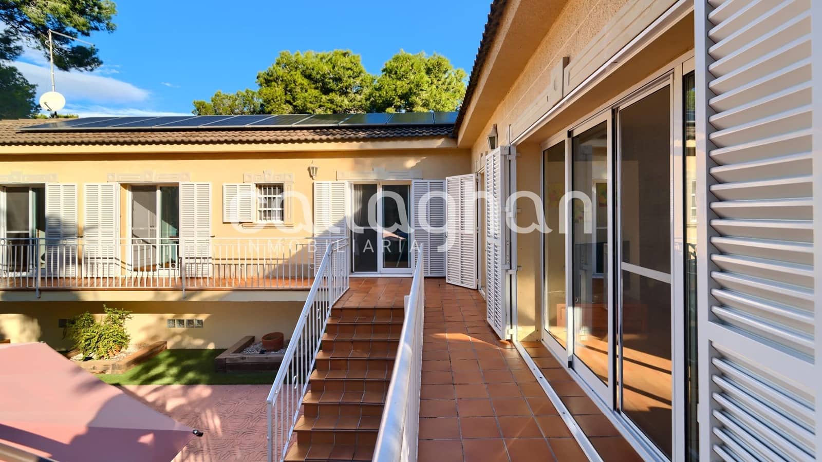 6 soveværelse Villa til salg i Picassent med swimmingpool garage - € 685.000 (Ref: 9383102)