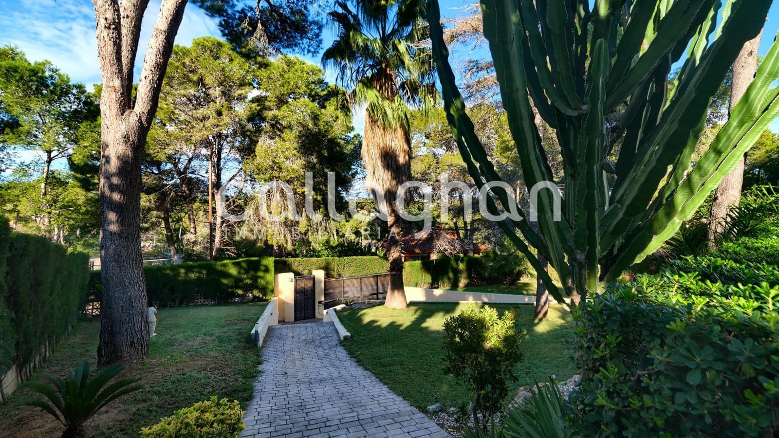 6 soveværelse Villa til salg i Picassent med swimmingpool garage - € 685.000 (Ref: 9383102)