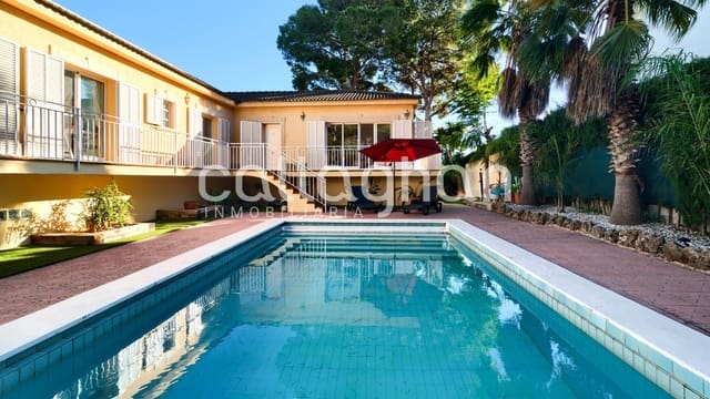 6 soveværelse Villa til salg i Picassent med swimmingpool garage - € 685.000 (Ref: 9383102)