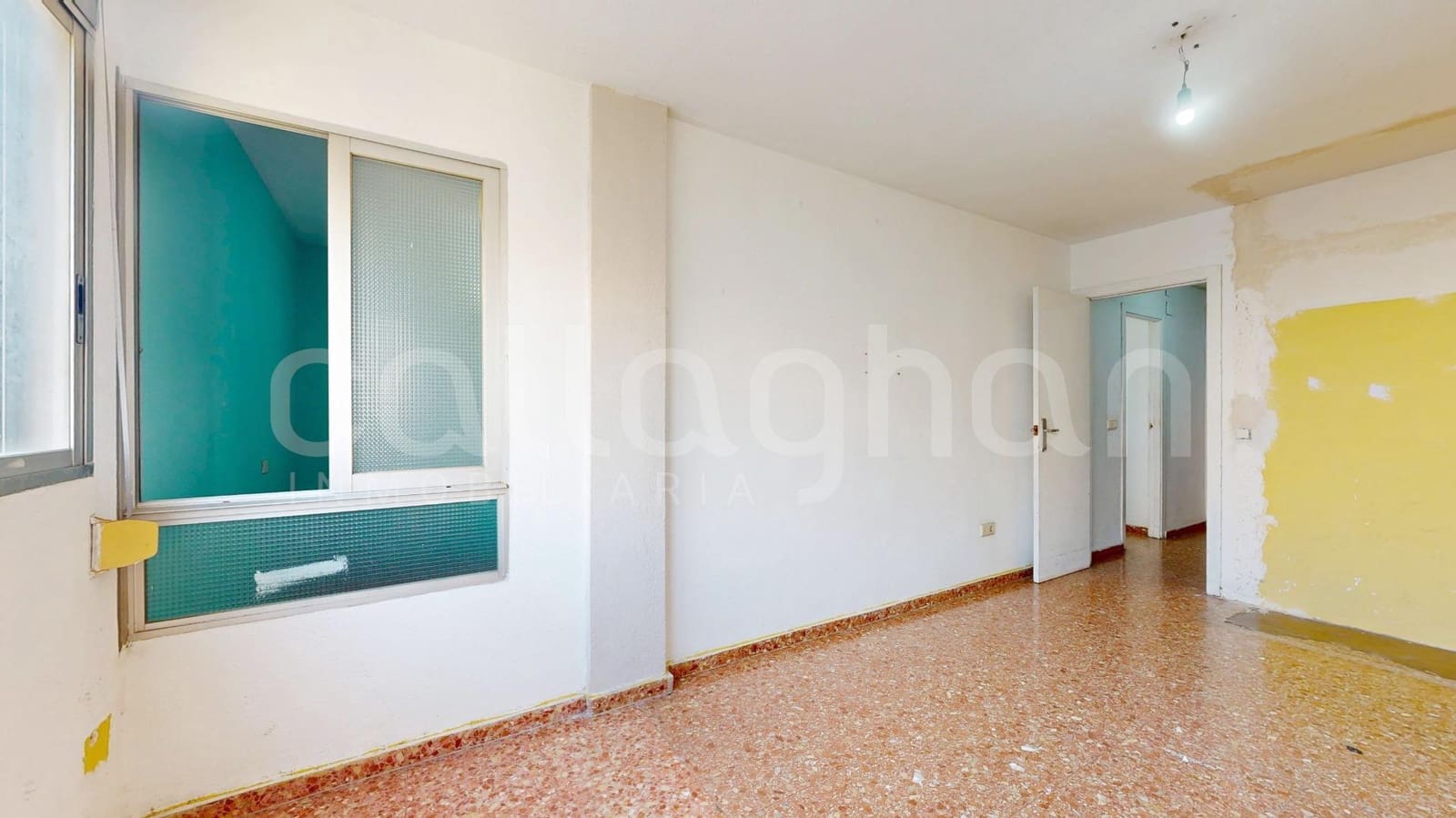 3 bedroom Flat for sale in Valencia city - € 350,000 (Ref: 9383104)