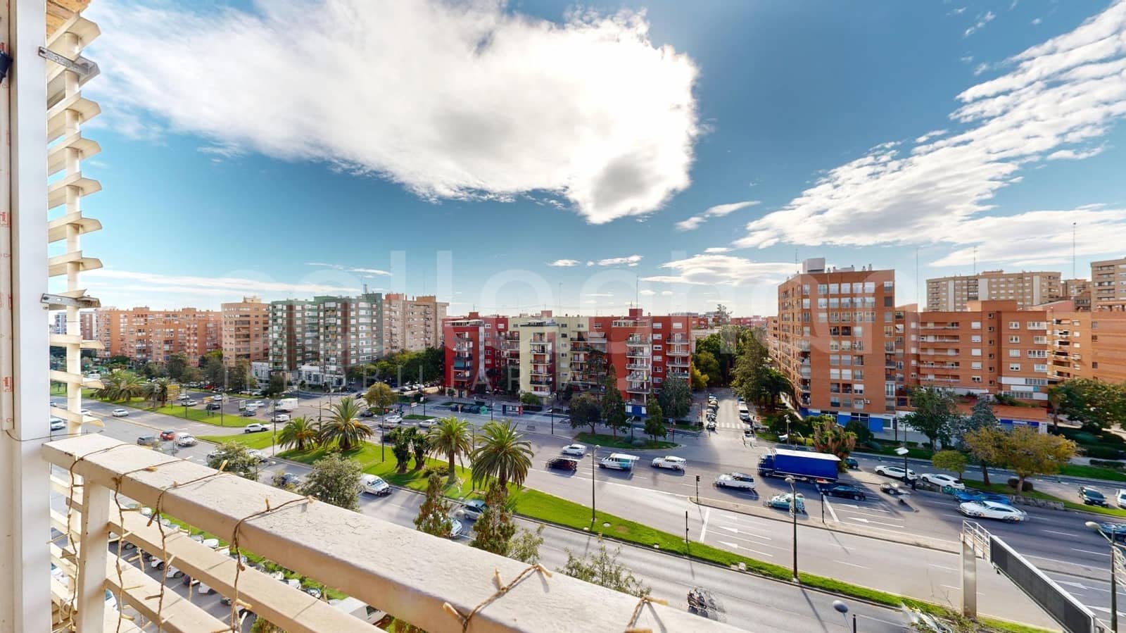 3 bedroom Flat for sale in Valencia city - € 350,000 (Ref: 9383104)