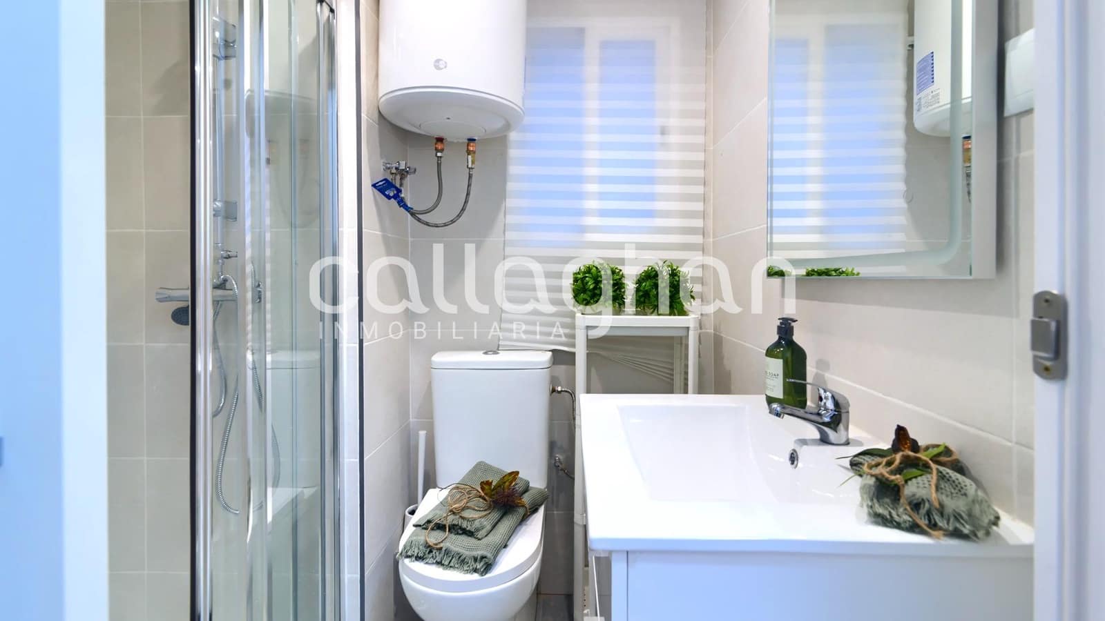 3 sovrum Lägenhet att hyra i Valencia stad - 1 250 € (Ref: 9386165)