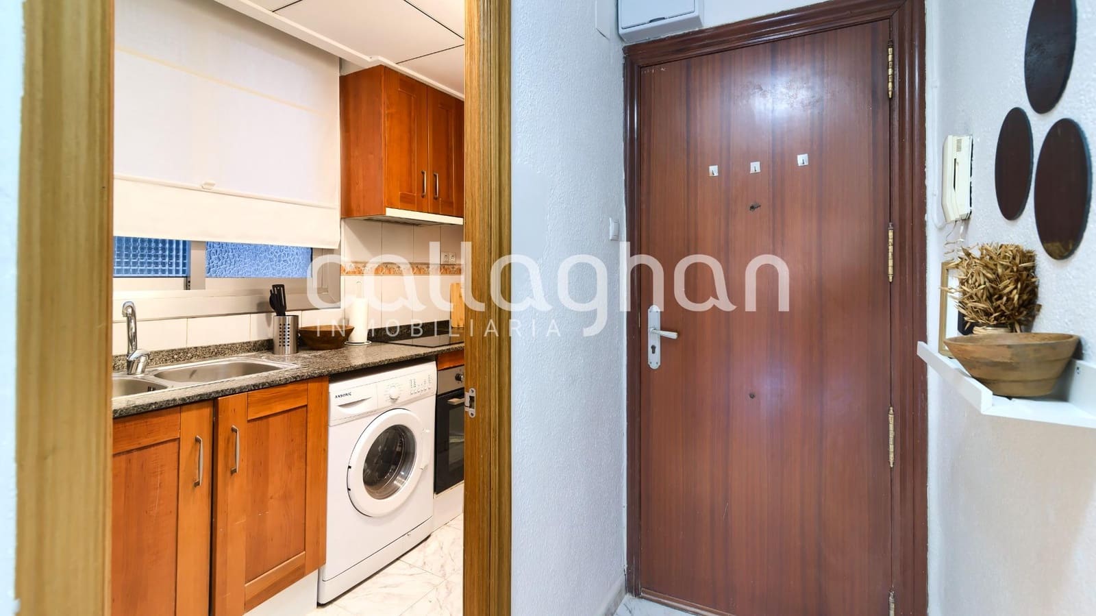 3 sovrum Lägenhet att hyra i Valencia stad - 1 250 € (Ref: 9386165)