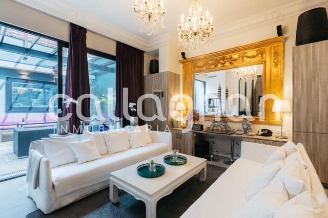 4 soveværelse Lejlighed til salg i Russafa, Valencia by - € 1.050.000 (Ref: 9388346)