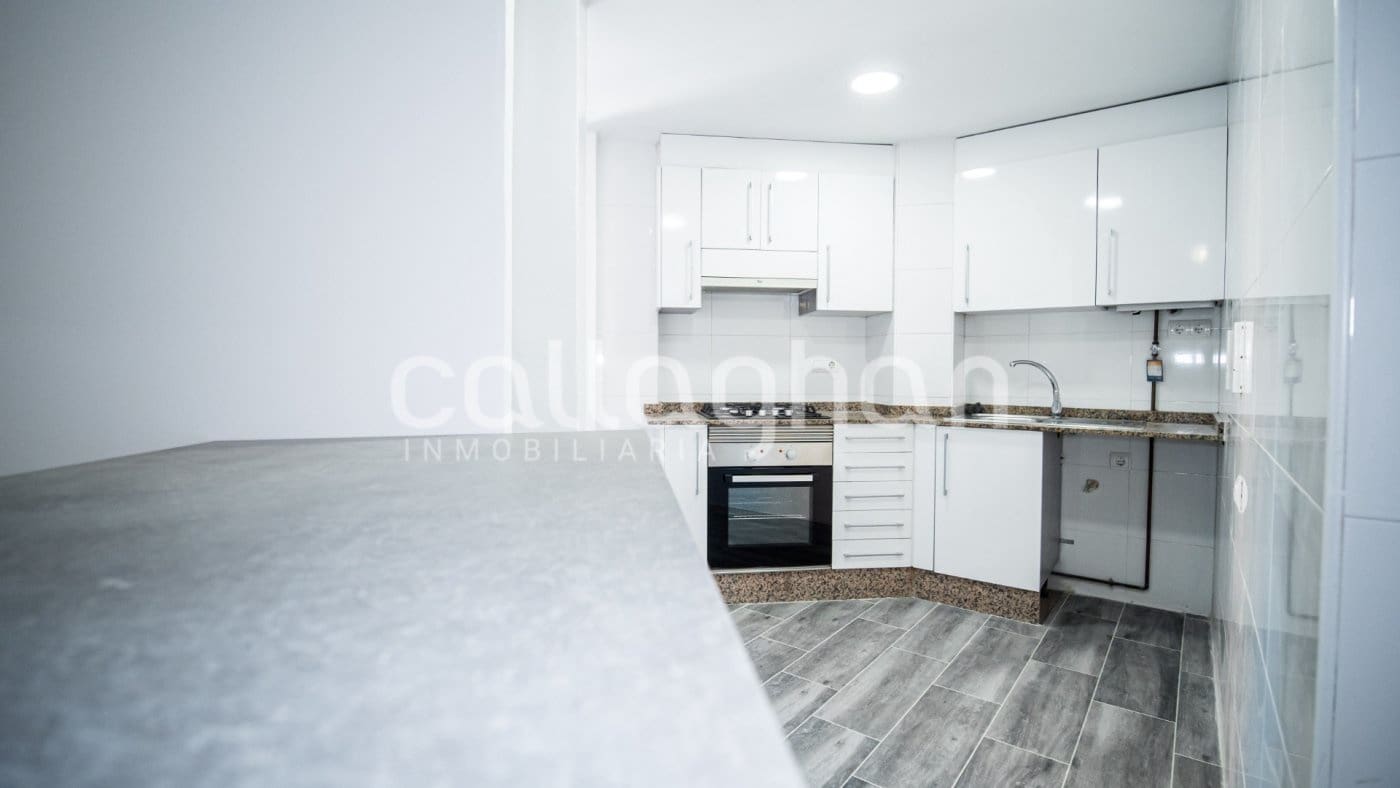 3 soveværelse Lejlighed til salg i Valencia by - € 265.000 (Ref: 9388347)