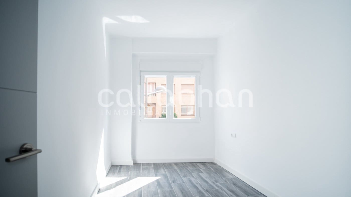 3 soveværelse Lejlighed til salg i Valencia by - € 265.000 (Ref: 9388347)