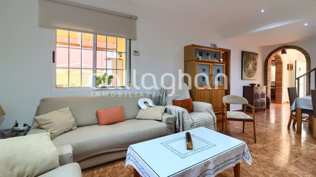 3 soveværelse Villa til salg i La Pobla de Vallbona med swimmingpool garage - € 450.000 (Ref: 9398677)