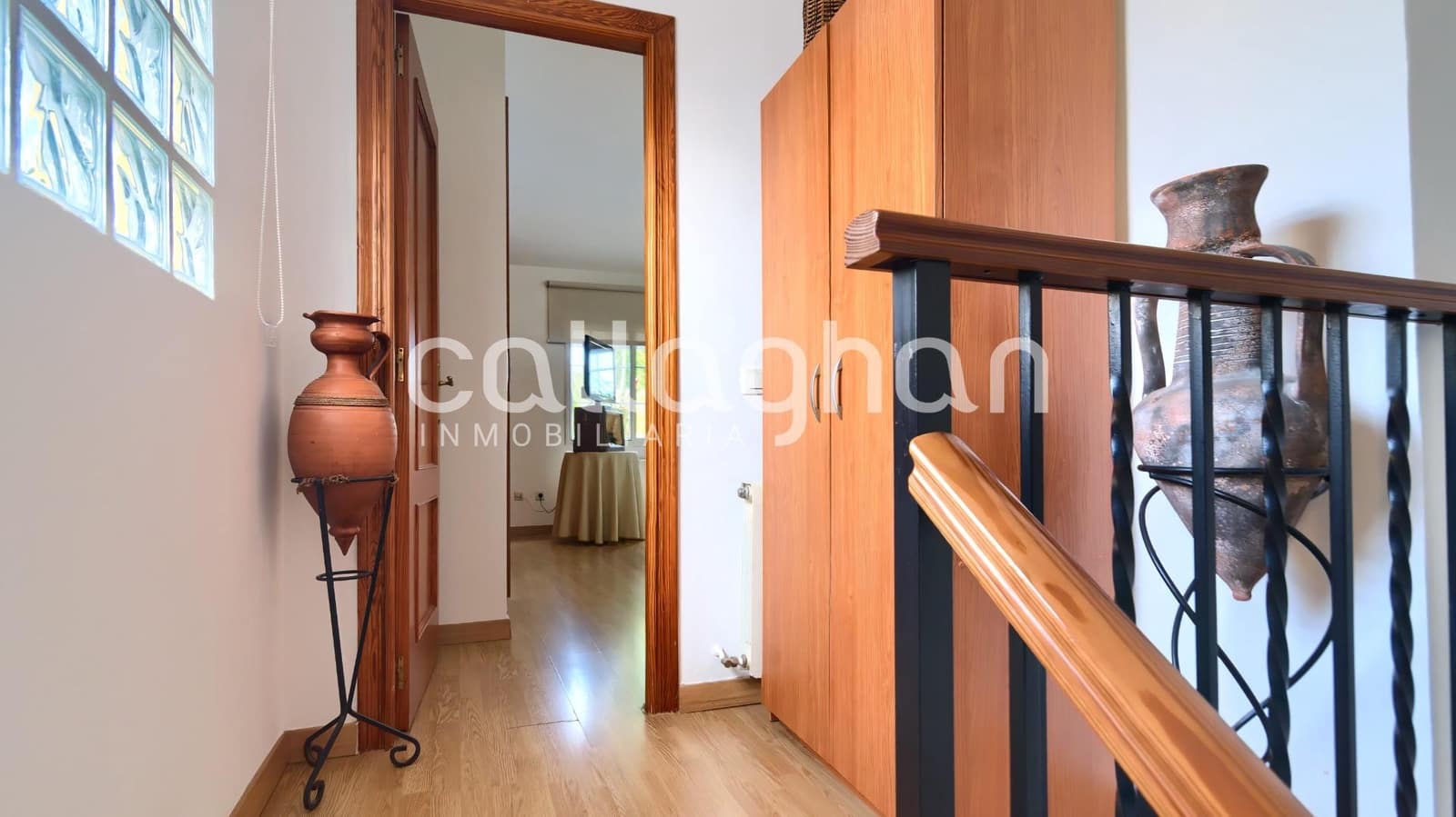 3 soverom Villa til salgs i La Pobla de Vallbona med svømmebasseng garasje - € 450 000 (Ref: 9398677)