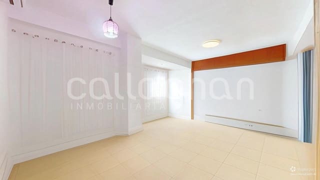 2 soverom Leilighet til salgs i Cabanyal-Canyamelar, Valencia by - € 380 000 (Ref: 9401828)