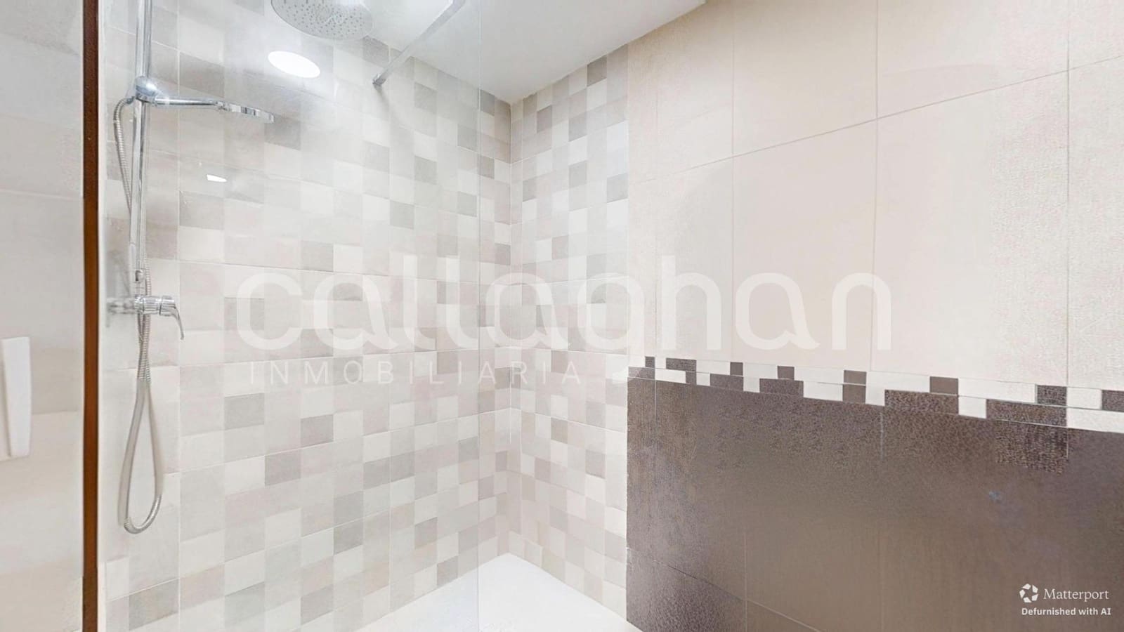 2 bedroom Flat for sale in Valencia city - € 380,000 (Ref: 9401828)